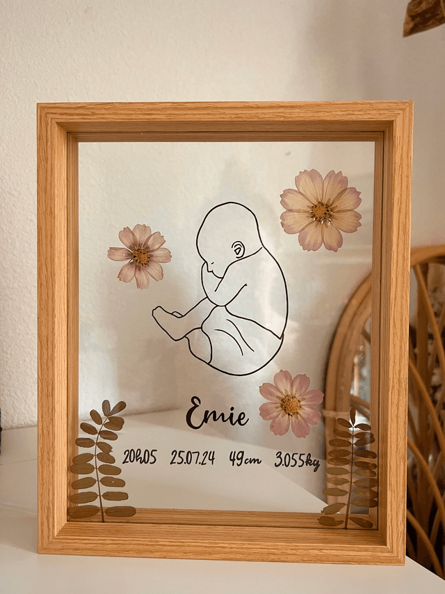 Cadre naissance fleurs séchées personnalisé