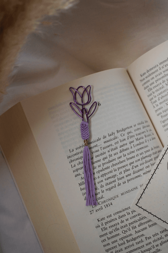 Marque-page en macramé fleur